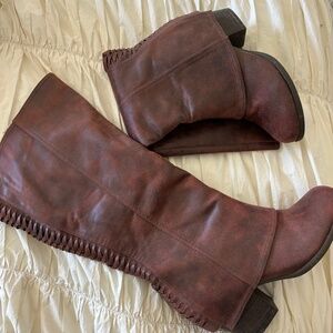 Fergalicious Tootsie Boots